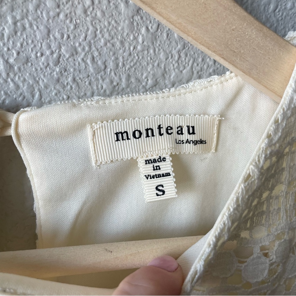 Sleeveless Cream Scalloped Lace Dress by Monteau Los Angeles - Picture 2 of 7